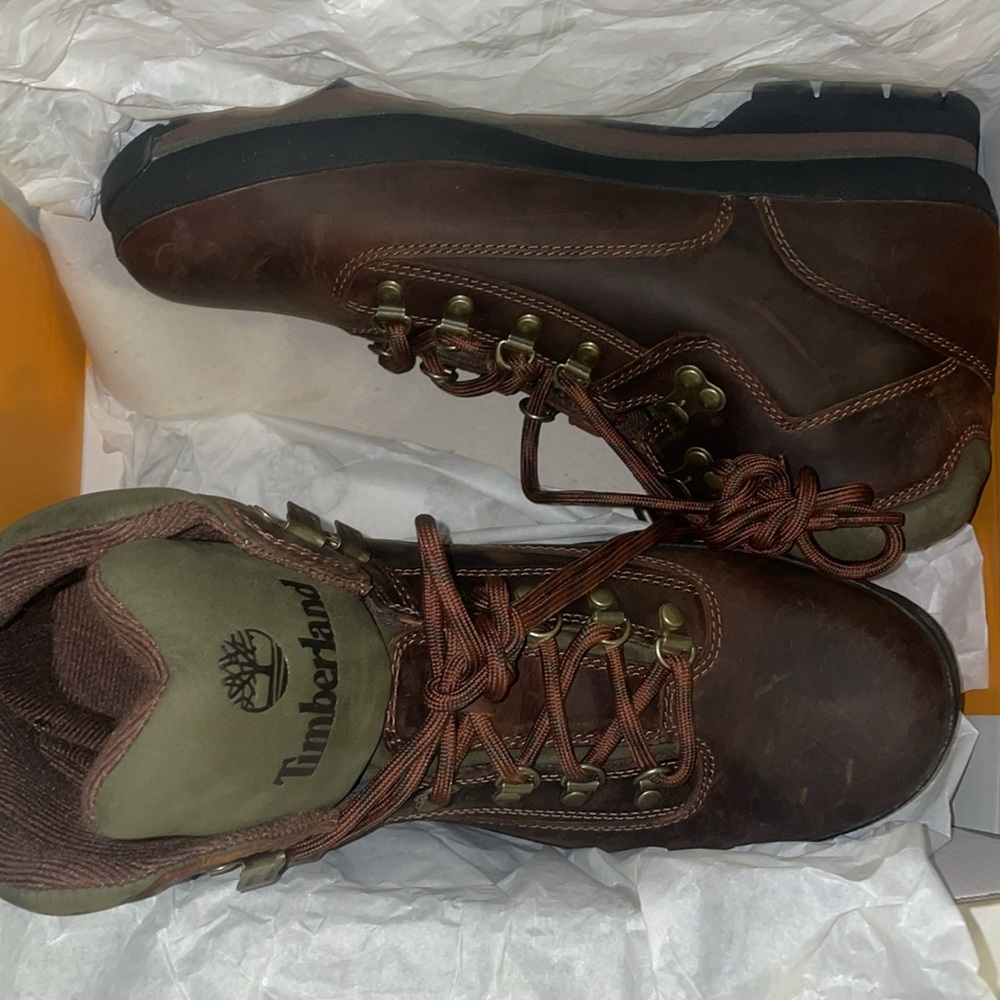 Timberlands - Picture 2 of 3
